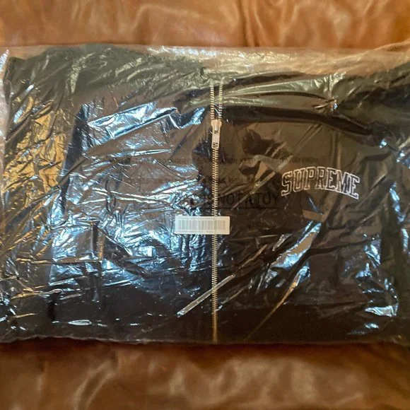 Doughboy Zip Sweater - Picture 2 of 3